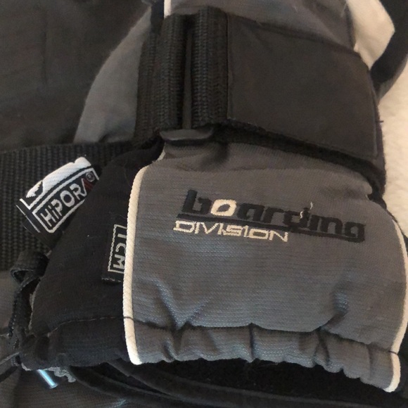 Hi pro Boarding division Thinsulate gloves p1067 - Picture 4 of 5